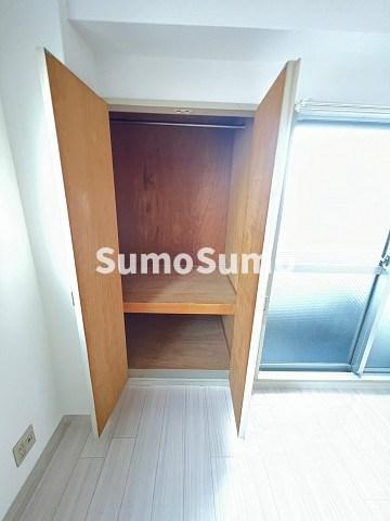 パーソナルマンション杭瀬2番館の収納|便利な収納スペースです