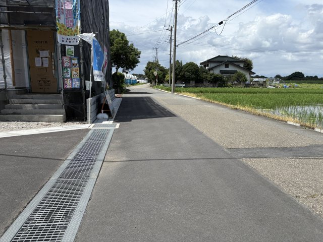 【前面道路含む現地写真】 | 上里町黛第1   クレイドルガーデン　新築戸建　全8棟　7号棟