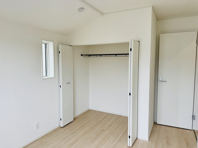 八王子市　宮下町　新築一戸建て　５期の収納|～収納力の高いクローゼット完備～