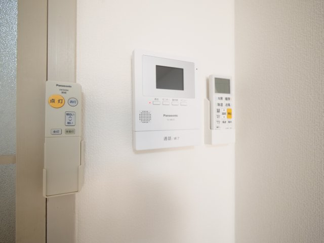 アミ半田１のセキュリティ|※写真は別の部屋のものです。