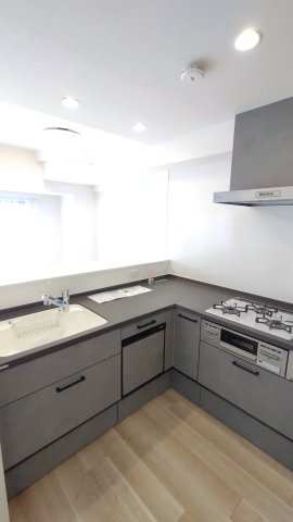 ヒルズ南戸塚プリメゾン一号棟のキッチン