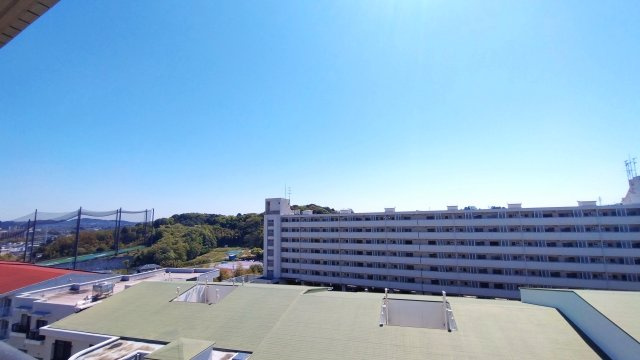 ヒルズ南戸塚プリメゾン一号棟の展望