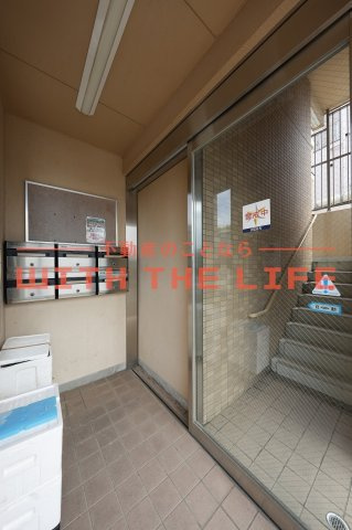 ソレーユ諏訪野【キャッシュバック対象物件】のエントランス|毎日通るエントランスはこのようになっています