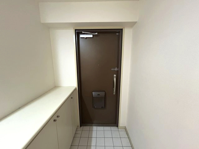 六甲グランドヒルズ２番館の玄関