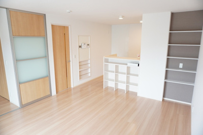 【居間・リビング】 | D-Residence明治町 | LDK14.1帖