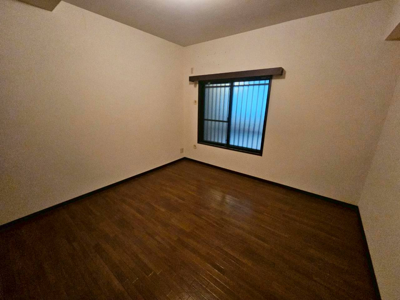 藤和芦屋川ホームズの居間・リビング