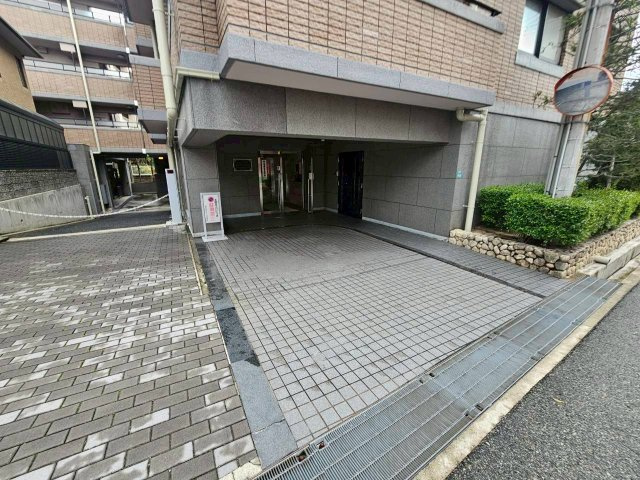 藤和芦屋川ホームズのエントランス