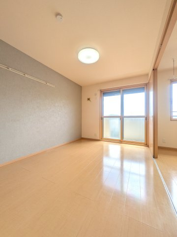ソレアードⅡの洋室