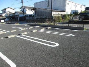 駐車場に車を止められます