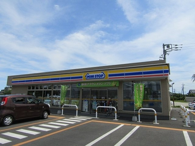 ミニストップ茂原ＪＤＩ前店まで550m
