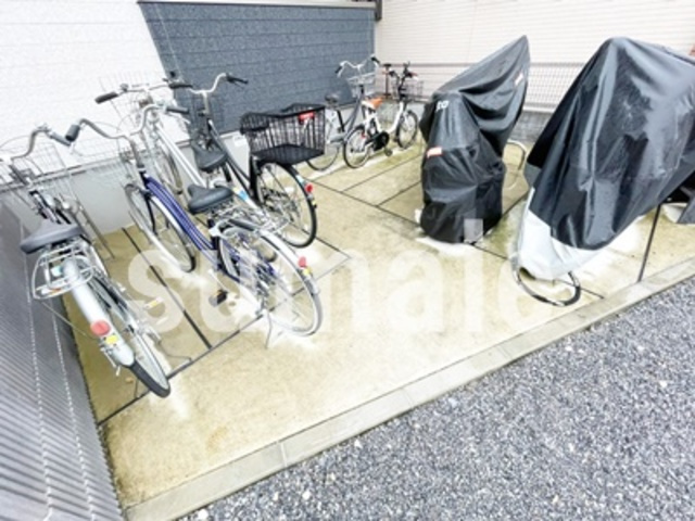 アクシーズ新都心のその他共用部分|駐輪場です