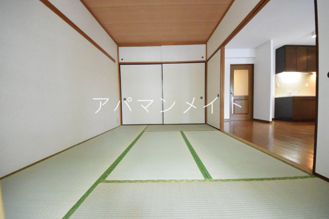 【和室】 | ハイツ東戸塚ⅡＢ号棟 | 戸塚周辺ならアパマンメイトへＬｅｔｓ Ｇｏ ！