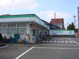 ファミリーマート羽村駅東口店まで416ｍ