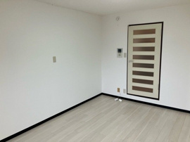 使い勝手のいい洋室です