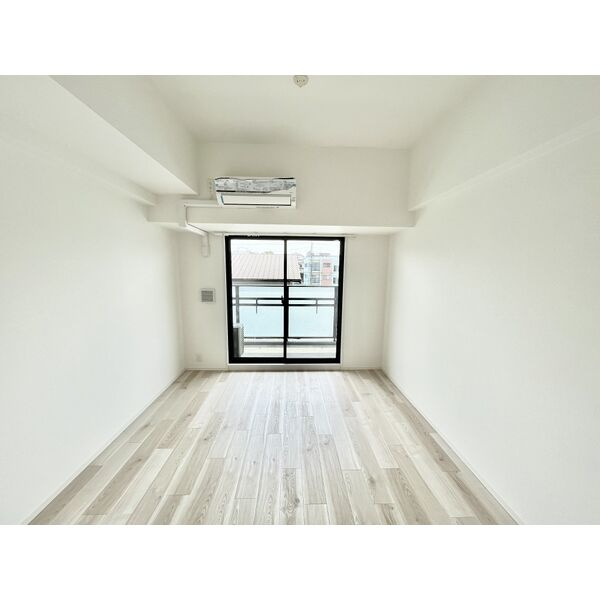 S-RESIDENCE星ヶ丘の居間・リビング