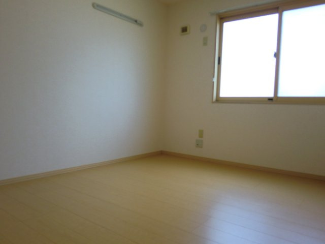 サンルーム戸田の寝室|落ち着いて過ごせるお部屋なので、寝室にいかがでしょうか