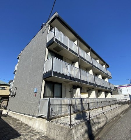 レオパレスロワジールの外観