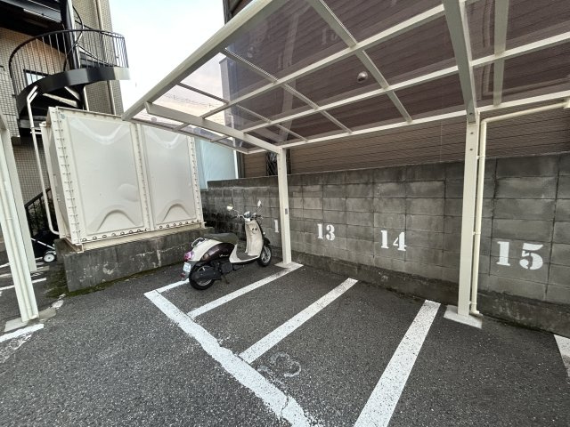ビューライフ六甲の駐車場
