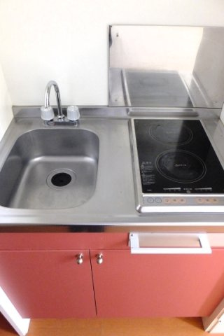 レオパレス大栄のキッチン|２口電気コンロ
