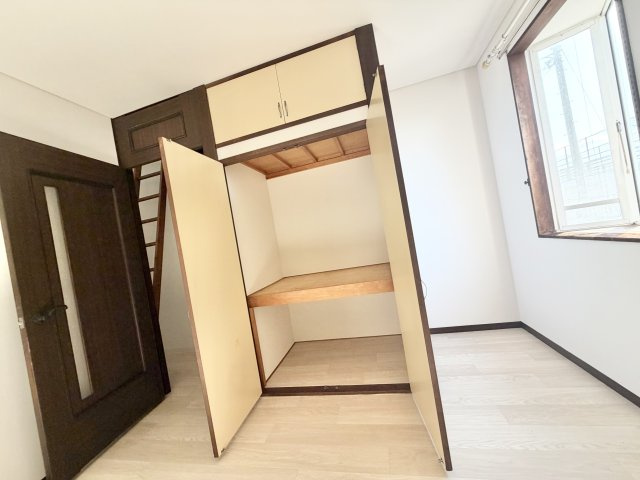 鹿放ケ丘戸建の収納
