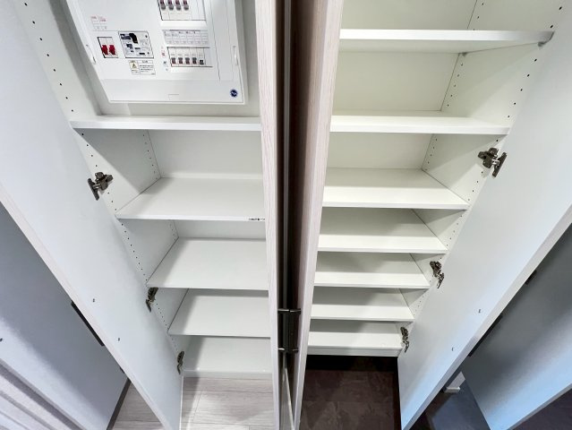 アーバネックス谷町四丁目の収納