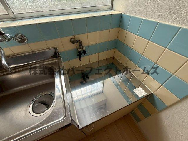 高倉1丁目戸建　賃貸のキッチン|コンパクトなキッチンで掃除もラクラク