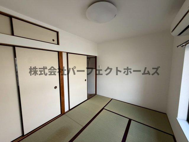 高倉1丁目戸建　賃貸の和室|柔らかい畳が心地よい和室