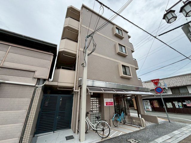 シャトー姫路の外観