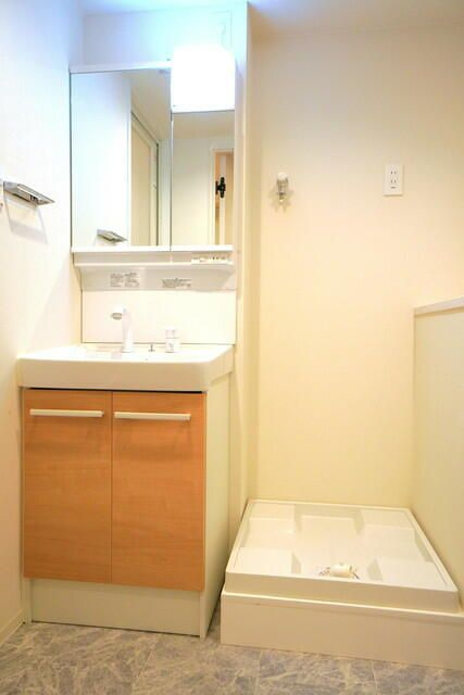 ＣＲＥＡＴＩＦ池袋の洗面所