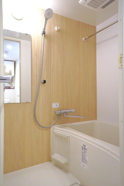 ＣＲＥＡＴＩＦ池袋の浴室