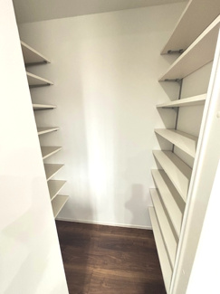 【収納】 | 廿日市市桜尾１（全2棟）A号棟　ZEH水準住宅 | 食品庫