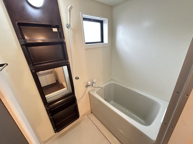 グリーンパークSANO A棟の浴室