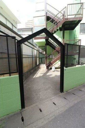 ソシオハイツのエントランス