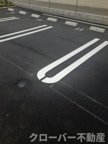 リュシータ　Ｂの駐車場
