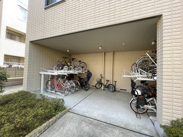メゾンシェモワⅡのその他共用部分|★自転車駐輪場★