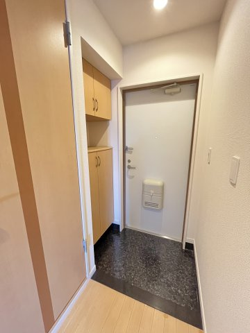 エクセレント桜マンションの玄関