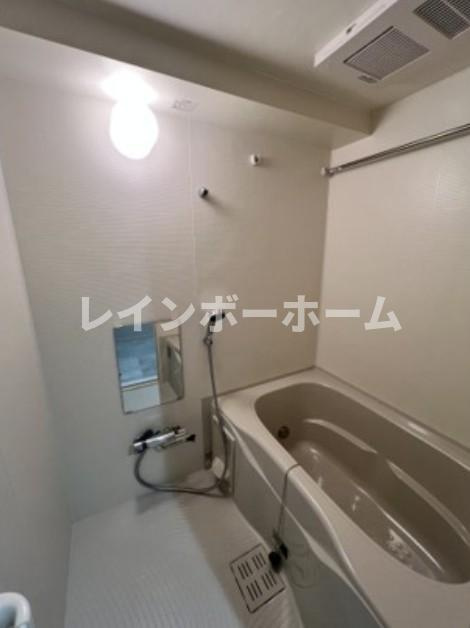 アルファコート谷在家の浴室