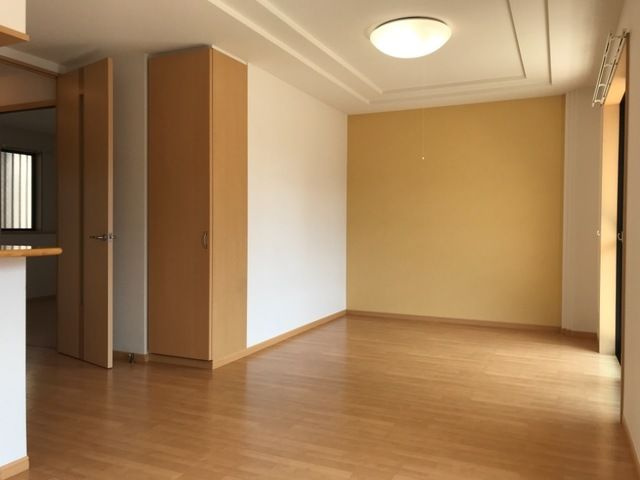 モンシェリーの居間・リビング