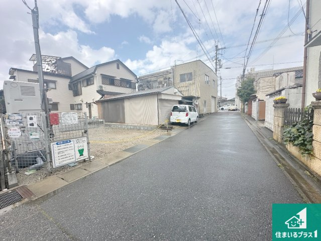 加東市社　第21期　新築一戸建ての前面道路含む現地写真|周辺は落ち着いた街並みの住宅地！子育てがしやすい住環境です！まだ未完成ですが、現地でしかわからない事もございます。是非一度ご覧ください。