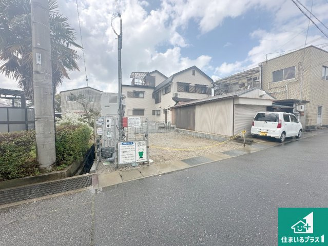 加東市社　第21期　新築一戸建ての外観|周辺は落ち着いた街並みの住宅地！子育てがしやすい住環境です！まだ未完成ですが、現地でしかわからない事もございます。是非一度ご覧ください。