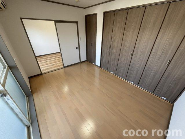 リベルテエスパレスの洋室