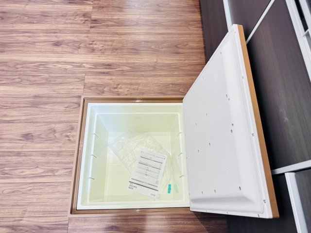 市川市宮久保１丁目新築戸建【百合台小学校：9分】のキッチン|キッチン床下収納