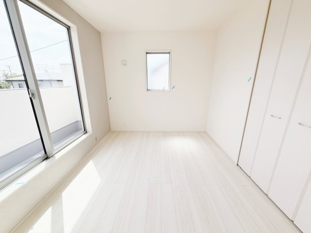 藤枝市藤岡4丁目／2期　新築戸建の洋室