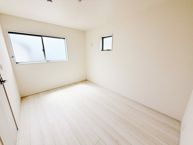 藤枝市藤岡4丁目／2期　新築戸建の洋室