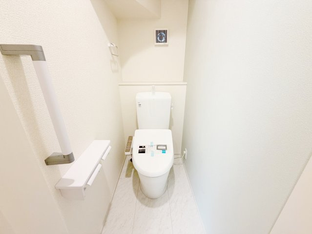 藤枝市藤岡4丁目／2期　新築戸建のトイレ