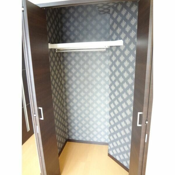 ＬＡＰＵＴＡの収納