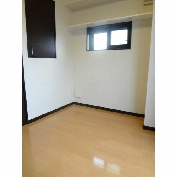 ＬＡＰＵＴＡの居間・リビング