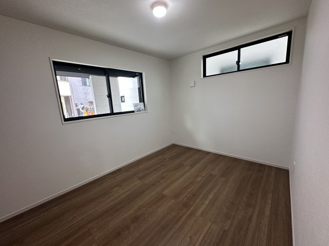 高石市綾園２丁目2−２３の洋室