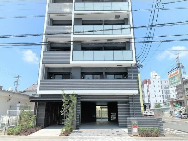 オープンブルーム八田StationFront(旧:RESIDENCIA八田StationFront)の外観