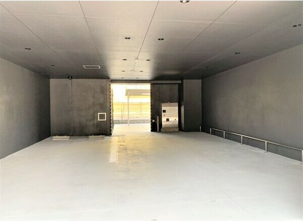 オープンブルーム八田StationFront(旧:RESIDENCIA八田StationFront)の駐車場